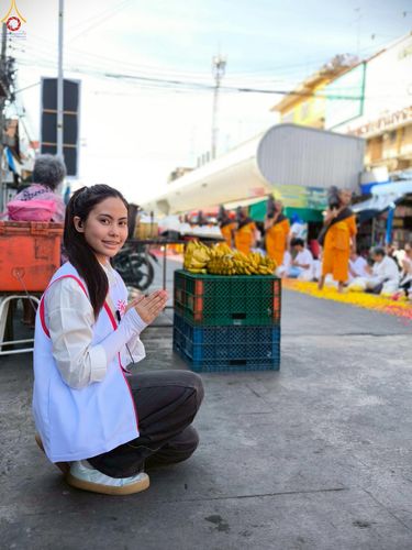 ภาพ No.296255:ภาพเบื้องหลังอาสาสมัครรวมใจ ชุดที่ 2 ในโครงการธรรมยาตรา กตัญญูบูชา มหาปูชนียาจารย์ พระมงคลเทพมุนี(สด จนฺทสโร) พระผู้ปราบมาร อนุสรณ์สถาน 7 แห่ง ปีที่ 14