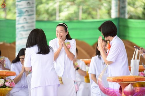 ภาพ No.249335:วันที่ 28 กันยายน พ.ศ. 2568 พิธีทอดผ้าป่าแผ่นบันมงคลมหาเศรษฐี อาคาร 80 ปี หลวงพ่อธัมมชโย ณ ศูนย์ปฏิบัติธรรมวิหารแดง ต.เจริญธรรม อ.วิหารแดง จ.สระบุรี