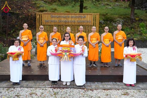 ภาพ No.170635:พิธีทอดกฐินสามัคคี ณ วัดพระธรรมกายเอกเกอร์ซุน ประเทศนอร์เวย์ วันอาทิตย์ที่ 27 ตุลาคม พ.ศ. 2567