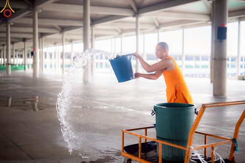 ภาพ No.219024:วันที่ 19-21 เมษายน พ.ศ. 2568 การเตรียมงานในลานธรรม , วิหารคด เพื่องานวันคุ้มครองโลก 22 เมษายน พ.ศ. 2568