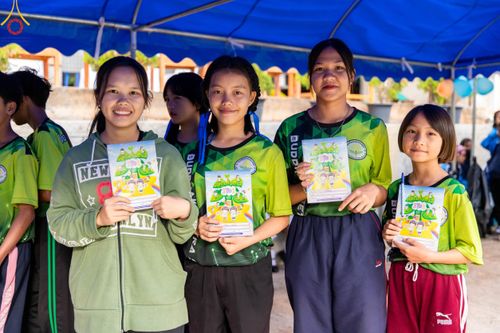 ภาพ No.104715:วันรวมพลังเด็กดี V-star ผู้นำฟื้นฟูศีลธรรมโลก จังหวัดแม่ฮ่องสอน วันพฤหัสบดีที่ 30 พฤศจิกายน พ.ศ. 2566 ณ ศูนย์ปฏิบัติธรรมขุนยวม อ.ขุนยวม จ.แม่ฮ่องสอน