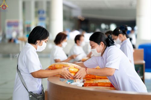 ภาพ No.85613:พิธีบุพเปตพลีครั้งที่ 138 ร่วมอุทิศบุญแด่หมู่ญาติที่ล่วงลับไปแล้ว และสืบทอดอายุพระพุทธศาสนา วันพุธที่ 16 สิงหาคม พ.ศ. 2566 (วันพระแรม 15 ค่ำ เดือน 8-8 ณ หอฉันคุณยายอาจารย์ฯ วัดพระธรรมกาย