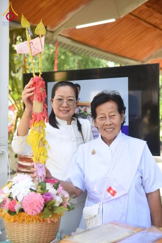 ภาพ No.166286:พิธีทอดกฐิน ณ ศูนย์ปฏิบัติธรรมบุญประสาน ในโครงการกฐินสามัคคีทั่วไทย 30,000 วัด บูชาธรรม 80 ปี หลวงพ่อธัมมชโย โดยคณะศิษยานุศิษย์วัดพระธรรมกาย วันที่ 19 ตุลาคม พ.ศ. 2567