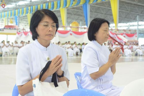 ภาพ No.247018:วันที่ 21 กันยายน พ.ศ. 2568 งานบุญวันอาทิตย์ พิธีจุดเทียนใจ ไฟนิรันด์ อนันตชัย ณ วัดพระธรรมกาย จ.ปทุมธานี