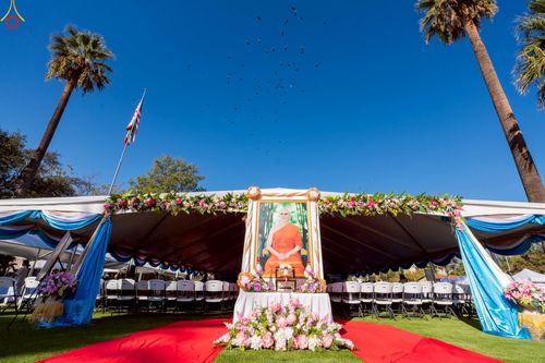 ภาพ No.259262:วันอาทิตย์ที่ 12 ตุลาคม พ.ศ. 2568 พิธีทอดกฐินบรมจักรพรรดิ สร้างอุโบสถ 82 ปี บูชาธรรมหลวงพ่อธัมมชโย ณ วัดพระธรรมกายแคลิฟอร์เนีย ประเทศสหรัฐอเมริกา 