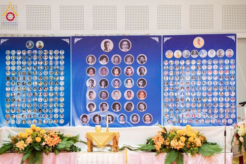 ภาพ No.238772:วันเสาร์ที่ 16 สิงหาคม พ.ศ. 2568 งานบุญประจำปี ครั้งที่ 20 พิธีทักษิณานุปทานแด่บรรพชน ตระกูลผ่องสวัสดิ์และหมู่ญาติที่ล่วงลับไปแล้ว ณ พระมหาเจดีย์ทัตตชีโว ศูนย์อบรมเยาวชนกาญจนบุรี