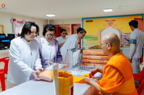 ภาพ No.260587:วันอาทิตย์ที่ 19 ตุลาคม พ.ศ. 2568 พิธีทอดกฐิน วัดพระธรรมกายสตอกโฮล์ม ประเทศสวีเดน 