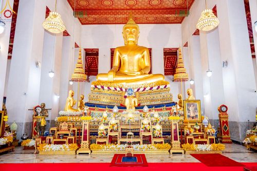 ภาพ No.214722:พิธีต้อนรับสัญญาบัตร พัดยศ พระราชวิเทศวชิรเวที (บัณฑิต วรปญฺโญ) เจ้าอาวาสวัดพระธรรมกายสกอตแลนด์ สหราชอาณาจักร ผู้ช่วยเจ้าอาวาสวัดพระธรรมกาย ณ อุโบสถพระไตรปิฏก วัดพระธรรมกาย