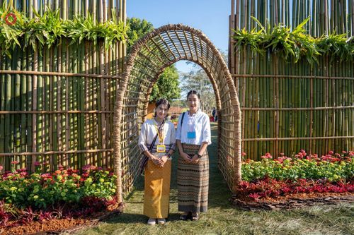 ภาพ No.188267:บรรยากาศ ทุ่งสวรรค์หรรษาพนาวัฒน์ ณ สวนพนาวัฒน์ อ.ฮอด จ.เชียงใหม่ เปิดให้เข้าชมฟรี ระหว่างวันที่ 28 ธันวาคม พ.ศ. 2567 ถึง วันที่ 3 มกราคม พ.ศ. 2568 เวลา 08.00-17.00 น.