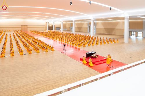 ภาพ No.187677:พระธรรมยาตรา รับฟังพระธรรมเทศนา จากหลวงพ่อทัตตชีโว ในโครงการธรรมยาตรา ปีที่ 13 กตัญญูบูชา มหาปูชนียาจารย์ พระมงคลเทพมุนี(สด จนฺทสโร) พระผู้ปราบมาร อนุสรณ์สถาน 7 แห่ง ณ ห้องแก้วสารพัดนึก 2 วัดพระธรรมกาย วันที่ 26 ธันวาคม พ.ศ. 2567