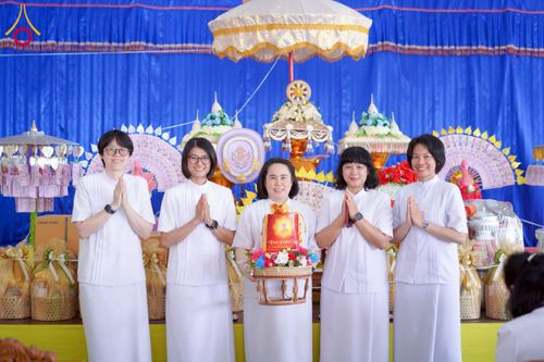 ภาพ No.275554:วันที่ 5 พฤศจิกายน พ.ศ. 2568 พิธีทอดกฐินสามัคคีทั่วไทย ณ วัดวังมะนาว อ.ปากท่อ จ.ราชบุรี โดยคณะศิษยานุศิษย์ บูชาธรรม 81 ปี หลวงพ่อธัมมชโย