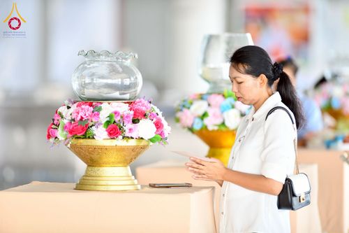 ภาพ No.217077:วันเสาร์ที่ 12 เมษายน พ.ศ. 2568 พิธีบุพเปตพลี ครั้งที่ 162 ร่วมอุทิศบุญแด่หมู่ญาติที่ล่วงลับไปแล้ว และพิธีถวายภัตตาหารเมนูสวรรค์ ณ หอฉันคุณยายอาจารย์ฯ วัดพระธรรมกาย