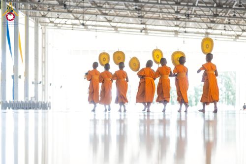 ภาพ No.237390:วันอาทิตย์ที่ 10 สิงหาคม พ.ศ.2568 พิธีมอบใบประกาศเกียรติคุณ โครงการสอบบาลี "ฉลองแชมป์" บูชาธรรม 80 ปี หลวงพ่อธัมมชโย ประจำปี 2568 และ พิธีมอบดวงแก้วสามเณรทรงบาลีไวยากรณ์ ณ สภาธรรมกายสากล วัดพระธรรมกาย ปทุมธานี