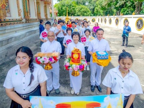 ภาพ No.264140:วันที่ 19 ตุลาคม พ.ศ. 2568 พิธีทอดกฐินสามัคคีทั่วไทย 30,000 วัด โดยคณะศิษยานุศิษย์ บูชาธรรม 81 ปี หลวงพ่อธัมมชโย ณ วัดโพธิ์งาม อ.กำแพงแสน จ.นครปฐม