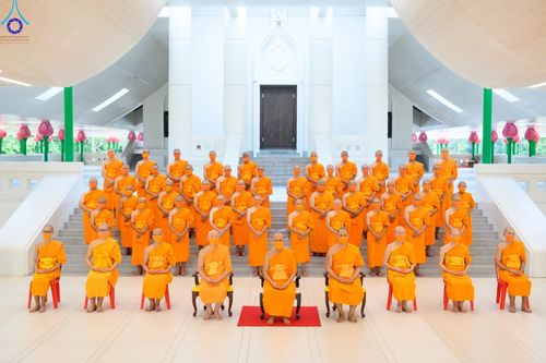 ภาพ No.82792:พิธีอุปสมบทหมู่ ในโครงการพระพี่เลี้ยงเข้าพรรษา, ธรรมทายาทอุดมศึกษารุ่นที่ 50 (ภาคฤดูฝน) และธรรมทายาทพุทธศาสตร์สากล รุ่นที่ 7 (ภาคฤดูฝน) วันอาทิตย์ที่ 18 มิถุนายน พ.ศ. 2566 ณ วัดพระธรรมกาย จ.ปทุมธานี