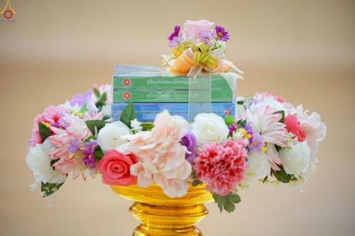 ภาพ No.225304:วันอาทิตย์ที่ 18 พฤษภาคม พ.ศ. 2568 พิธีร่วมบุญการศึกษา พระภิกษุ สามเณร ณ ห้องแก้วสารพัดนึก 2 วัดพระธรรมกาย