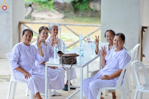 ภาพ No.153788:โครงการอบรมอุบาสก อุบาสิกาแก้ว รุ่นที่ 1 ผู้แทนทอดกฐินสามัคคี 30,000 วัดทั่วไทย ระหว่างวันที่ 6-8 กันยายน พ.ศ. 2567 ณ ธุดงคสถานพิษณุโลก