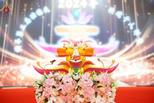 ภาพ No.173731:พิธีทอดกฐิน ศูนย์ปฏิบัติธรรม "ธรรมโยธิน" วัดแก้วธรรมชัยมาเลเซีย วันที่ 27 ตุลาคม พ.ศ. 2567