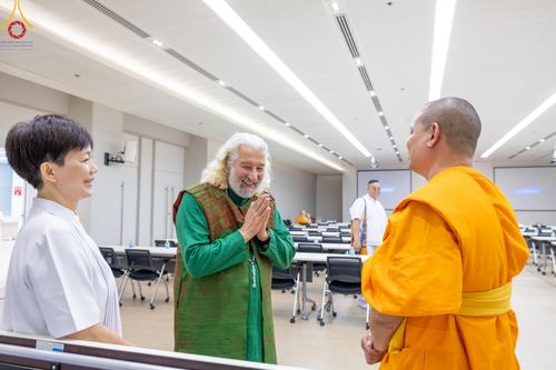 ภาพ No.63374:การสัมมนา World Peace Inner Peace : Lord Buddha 's Social Doctrine to resolve Global Issues ณ อาคาร 100 ปี คุณยายอาจารย์ฯ วัดพระธรรมกาย วันพฤหัสบดี ที่ 25 เมษายน พ.ศ. 2567