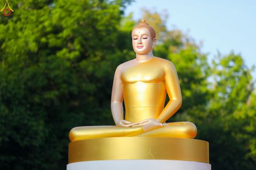 ภาพ No.103254:พิธีตักบาตรพระธรรมทายาท 1,000 รูป ณ มหาเจดีย์บุโรพุทโธ ประเทศอินโดนีเซีย ในวันที่ 20 ธันวาคม พ.ศ. 2566