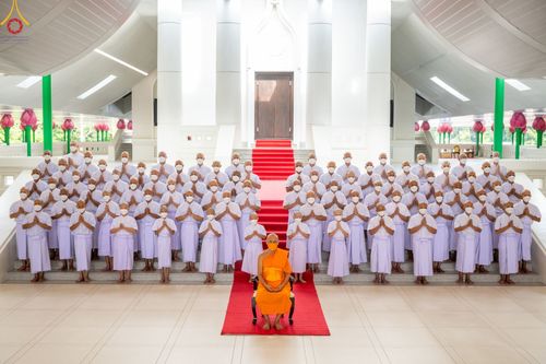 ภาพ No.84159:พิธีขอบรรพชา , พิธีขอสรณคมน์และศีล ,  พิธีรับบาตร , พิธีอุปสมบท ในโครงการบรรพชาอุปสมบทหมู่ธรรมทายาทรุ่นเข้าพรรษา และโครงการบรรพชาสามเณรโรงเรียนนานาชาติ รุ่นที่ 12 ณ โบสถ์พระไตรปิฎก วัดพระธรรมกาย วันที่ 22 กรกฎาคม พ.ศ. 2566