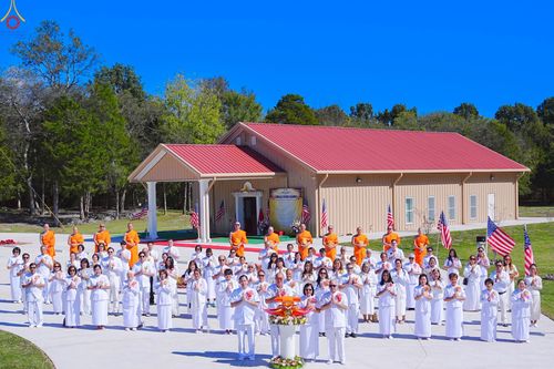 ภาพ No.257162:วันที่ 12 ตุลาคม พ.ศ. 2568 พิธีทอดกฐินสามัคคี ประจำปี 2568  ณ วัดพระธรรมกายเทนเนสซี ประเทศสหรัฐอเมริกา