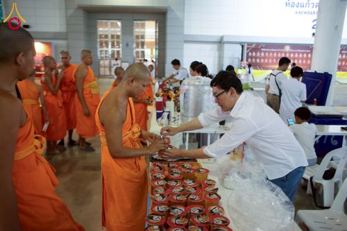 ภาพ No.237784:วันอาทิตย์ที่ 10 สิงหาคม พ.ศ. 2568 พิธีถวายไทยธรรมมุทิตาเปรียญธรรมและบาลีศึกษา ณ ห้องแก้วสารพัดนึก2 วัดพระธรรมกาย ปทุมธานี