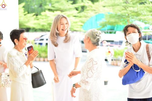 ภาพ No.230026:วันพฤหัสบดีที่ 26 มิถุนายน พ.ศ. 2568 พิธีทอดผ้าป่าฉลองอาคารชุดศูนย์ปฏิบัติธรรมน้ำใสใจสว่าง น้อมบูชาธรรมอายุวัฒนะมงคล 81 ปี หลวงพ่อธัมมชโย ณ ศูนย์ปฏิบัติธรรมน้ำใสใจสว่าง เขตบางกอกน้อย กรุงเทพมหานคร