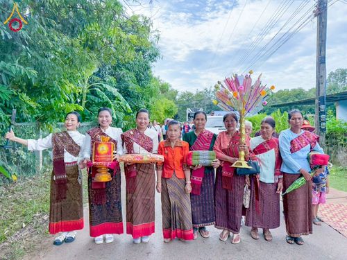 ภาพ No.274147:วันที่ 30 ตุลาคม พ.ศ. 2568 พิธีทอดกฐินสามัคคีทั่วไทย ณ วัดเวฬุวนาราม อ.สมเด็จ จ.กาฬสินธุ์ โดยคณะศิษยานุศิษย์ บูชาธรรม 81 ปี หลวงพ่อธัมมชโย