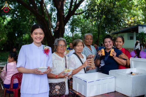ภาพ No.178264:พิธีทอดกฐิน ณ ศูนย์ปฏิบัติธรรมเทียนถวาย ต.หนองไทร อ.ด่านขุนทด จ.นครราชสีมา ในโครงการทอดกฐินสามัคคีทั่วไทย 30,000 วัด บูชาธรรม 80 ปี หลวงพ่อธัมมชโย โดยคณะศิษยานุศิษย์วัดพระธรรมกาย วันที่ 7 พฤศจิกายน พ.ศ. 2567