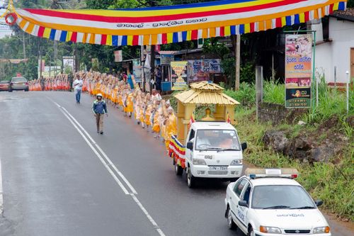 ภาพ No.140884:PhotoStory มหาศรัทธา ธรรมยาตราศรีลังกา EP.5 โครงการสยาม-ลังกา ธรรมยาตรา ฉลองเทศกาลวิสาขบูชาแห่งชาติ ศรีลังกา บูชาธรรม 80 ปีหลวงพ่อธัมมชโย เส้นทางจาก เมืองดัมบูลลา ไปยัง เมืองมาตะเล ตั้งแต่วันที่ 17-20 พฤษภาคม พ.ศ.2567