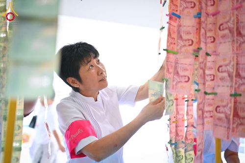 ภาพ No.171414:พิธีทอดกฐิน ณ ศูนย์พนมสารคาม ฉะเชิงเทรา ในโครงการกฐินสามัคคีทั่วไทย 30,000 วัด บูชาธรรม 80 ปี หลวงพ่อธัมมชโย โดยคณะศิษยานุศิษย์วัดพระธรรมกาย วันที่ 26 ตุลาคม พ.ศ. 2567