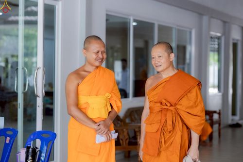 ภาพ No.235774:วันอังคารที่ 29 กรกฏาคม พ.ศ. 2568 สัมมนาคณะสงฆ์ เพื่อฟื้นฟูพระพุทธศาสนา  ภาคใต้ (สงขลา สตูล พัทลุง ปัตตานี)   โครงการทอดกฐิน 30,000 วัดทั่วไทย  ประจำปีพุทธศักราช 2568 ณ ศูนย์ปฏิบัติธรรมภาคใต้ จ.สงขลา