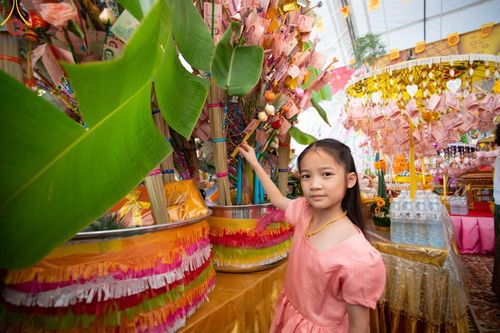 ภาพ No.92894:พิธีทอดกฐินสามัคคีทั่วไทย 5,000 วัด โดยคณะศิษยานุศิษย์วัดพระธรรมกาย  น้อมบูชาธรรม 79 ปี หลวงพ่อธัมมชโย  ณ วัดเตาปูน จ.ชลบุรี วันที่ 8 พฤศจิกายน พ.ศ. 2566