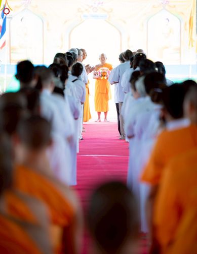 ภาพ No.255217:วันที่ 12 ตุลาคม พ.ศ. 2568 พิธีอัญเชิญพระบรมสารีริกธาตุและบรรจุ ลงในพระเกตุพระประธาน , พิธีทอดกฐินสามัคคีทั่วไทย 30,000 วัด โดยคณะศิษยานุศิษย์ วัดพระธรรมกาย  บูชาธรรม 81 ปี หลวงพ่อธัมมชโย ณ ธุดงคสถานเขาย้อย จ.เพชรบุรี