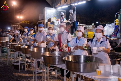 ภาพ No.118671:พิธีถวายภัตตาหารเป็นสังฆทาน แด่คณะพระธรรมยาตรา วันที่ 25 มกราคม พ.ศ. 2567 ณ อนุสรณ์สถานบางนางแท่น จ.นครปฐม