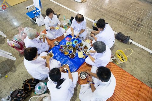 ภาพ No.88856:พิธีบูชาครูผู้ค้นพบวิชชาธรรมกาย วันศุกร์ที่ 29 กันยายน พ.ศ. 2566 วันเพ็ญขึ้น 15 ค่ำ เดือน 10 ณ วัดพระธรรมกาย