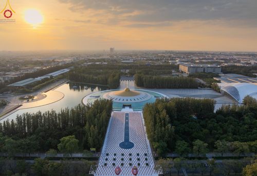 ภาพ No.186875:พระธรรมยาตราปฏิบัติธรรม และถ่ายภาพหมู่ประวัติศาสตร์ ปีที่ 13 ณ ลานทิศตะวันออก มหาวิหารพระมงคลเทพมุนี วัดพระธรรมกาย จ.ปทุมธานี วันเสาร์ที่ 28 ธันวาคม พ.ศ. 2567