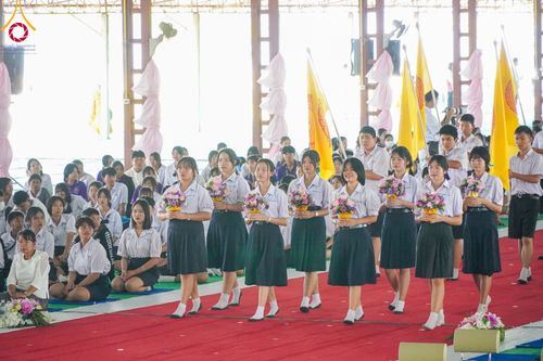 ภาพ No.97218:พิธีทอดผ้าป่า เพื่อสร้าง "ลานอเนกประสงค์พญานาค 4 ตระกูล" และพิธีจุดประทีปโคมลอย ลอยกระทง ถวายประทีปเป็นพุทธบูชา ณ พุทธอุทยานนานาชาติ จ.หนองคาย วันที่ 27 พฤศจิกายน พ.ศ. 2566