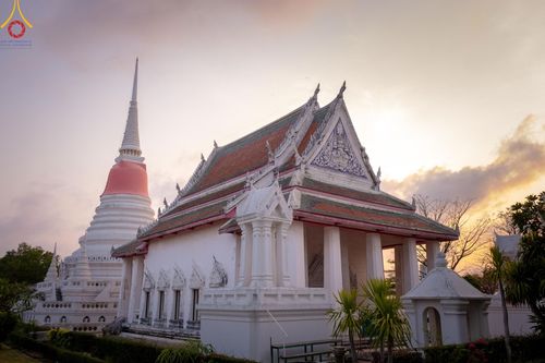 ภาพ No.58068:พิธีตักบาตรพระภิกษุและสามเณร 180 รูป ณ ลานองค์พระสมุทรเจดีย์ จ.สมุทรปราการ วันเสาร์ที่ 27 เมษายน พ.ศ. 2567