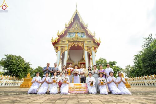 ภาพ No.94054:พิธีทอดกฐินสามัคคีทั่วไทย 5,000 วัด ณ วัดถ้ำมุนีนาถ ต.เกาะสำโรง อ.เมือง จ.กาญจนบุรี วันที่ 12 พฤศจิกายน พ.ศ. 2566