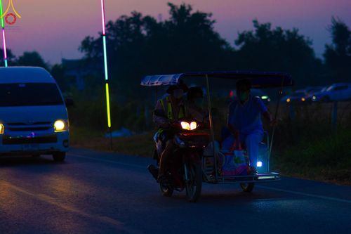 ภาพ No.107486:พิธีตักบาตรพระธรรมยาตราฯ ในโครงการธรรมยาตรากตัญญูบูชา มหาปูชนียาจารย์ พระมงคลเทพมุนี(สด จนฺทสโร) พระผู้ปราบมาร ปีที่ 12 ณ อนุสรณ์สถานมหาวิหารพระมงคลเทพมุนี อ.สองพี่น้อง จ.สุพรรณบุรี วันที่ 7 มกราคม พ.ศ. 2567