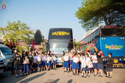 ภาพ No.192225:พิธีทอดผ้าป่าทำนุบำรุงศาสนสถาน ณ วัดเทพพล แขวงบางพรม เขตตลิ่งชัน กรุงเทพมหานคร ในโครงการธรรมยาตรา กตัญญูบูชา มหาปูชนียาจารย์ พระมงคลเทพมุนี(สด จนฺทสโร) พระผู้ปราบมาร อนุสรณ์สถาน 7 แห่ง ปีที่ 13 วันที่ 9 มกราคม พ.ศ. 2568