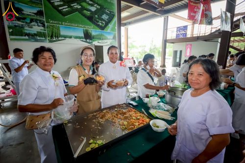 ภาพ No.254982:วันที่ 15 ตุลาคม พ.ศ. 2568 พิธีทอดกฐินสามัคคีประจำปี 2568 บูชาธรรม 81 ปี หลวงพ่อธัมมชโย ณ ศูนย์อบรมเยาวชนกาญจนบุรี