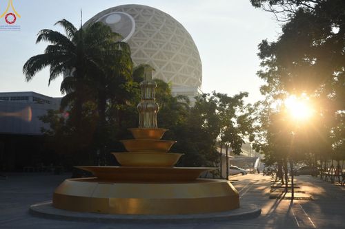 ภาพ No.157620:พิธีถวายภัตตาหารเมนูสวรรค์ ในพรรษาแห่งการเข้าถึงธรรม วันเสาร์ที่ 28 กันยายน พ.ศ. 2567 ณ หอฉันคุณยายอาจารย์ฯ วัดพระธรรมกาย