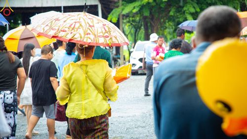 ภาพ No.168010:พิธีทอดกฐิน ณ วัดดอนเสาเกียดมิลินทบุณยาราม ต.บางแขม อ.เมืองนครปฐม จ.นครปฐม ในโครงการกฐินสามัคคีทั่วไทย 30,000 วัด บูชาธรรม 80 ปี หลวงพ่อธัมมชโย โดยคณะศิษยานุศิษย์วัดพระธรรมกาย วันที่ 20 ตุลาคม พ.ศ. 2567