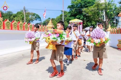 ภาพ No.176757:พิธีทอดกฐิน ณ วัดศาลาลอย จ.พระนครศรีอยุธยา ในโครงการกฐินสามัคคีทั่วไทย 30,000 วัด บูชาธรรม 80 ปี หลวงพ่อธัมมชโย โดยคณะศิษยานุศิษย์วัดพระธรรมกาย วันที่ 3 พฤศจิกายน พ.ศ. 2567 กฐินสัมฤทธิ์เด็กดี V-Star โรงเรียนวัดศาลาลอย จ.พระนครศรีอยุธยา