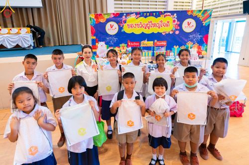 ภาพ No.103588:วันรวมพลังเด็กดี V-star ผู้นำฟื้นฟูศีลธรรมโลก จังหวัดสมุทรปราการ วันพุธที่ 20 ธันวาคม พ.ศ. 2566 ณ เมืองโบราณ จ.สมุทรปราการ