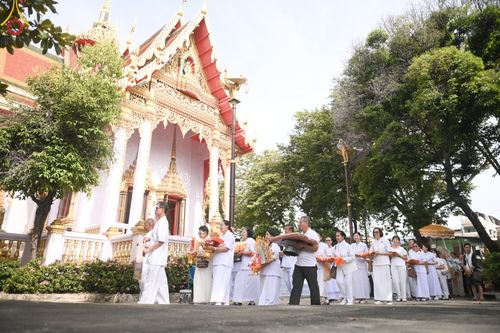 ภาพ No.170606:พิธีทอดกฐิน ณ วัดเรืองยศสุทธาราม เขตบางคอแหลม จ.กรุงเทพมหานคร ในโครงการกฐินสามัคคีทั่วไทย 30,000 วัด บูชาธรรม 80 ปี หลวงพ่อธัมมชโย โดยคณะศิษยานุศิษย์วัดพระธรรมกาย วันที่ 27 ตุลาคม พ.ศ. 2567