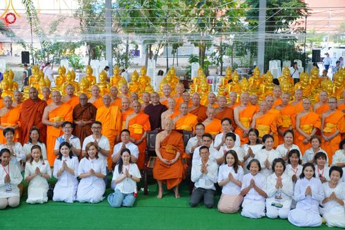 ภาพ No.186367:พิธีบรรจุพระบรมสารีริกธาตุ และพิธีพุทธาภิเษกองค์พระประธาน 150 องค์  ส่งประดิษฐาน ณ ดินแดนพุทธภูมิ อินเดีย-เนปาล ณ วัดประยูรธรรมาราม อ.ลำลูกกา จ.ปทุมธานี วันอาทิตย์ที่ 15 ธันวาคม พ.ศ. 2567